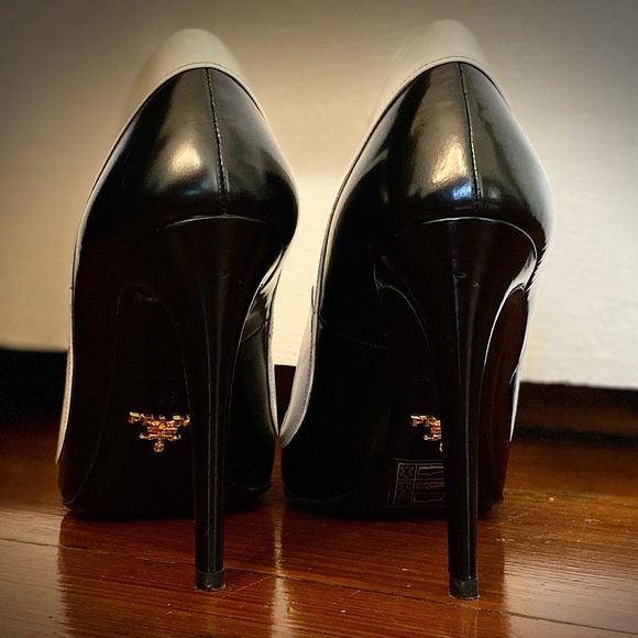 Prada 4” black and white classic - Picture 4 of 6